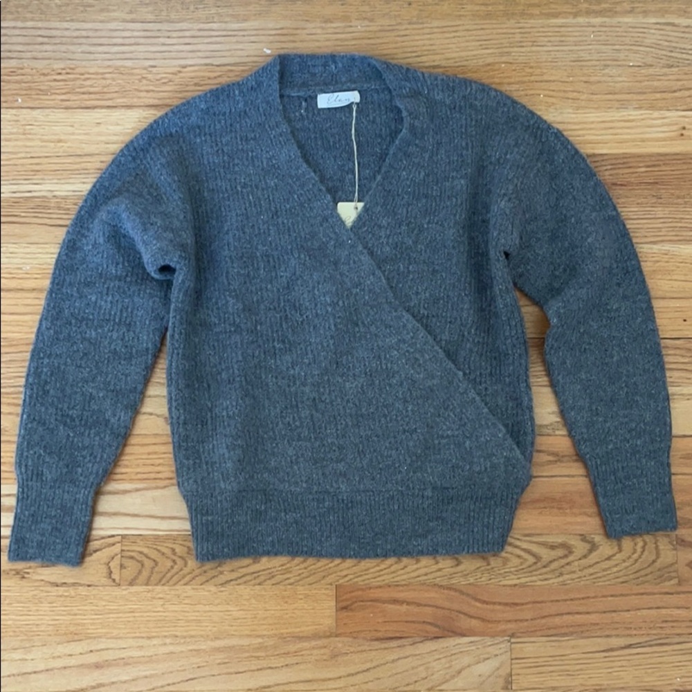 Cashmere gray sweater